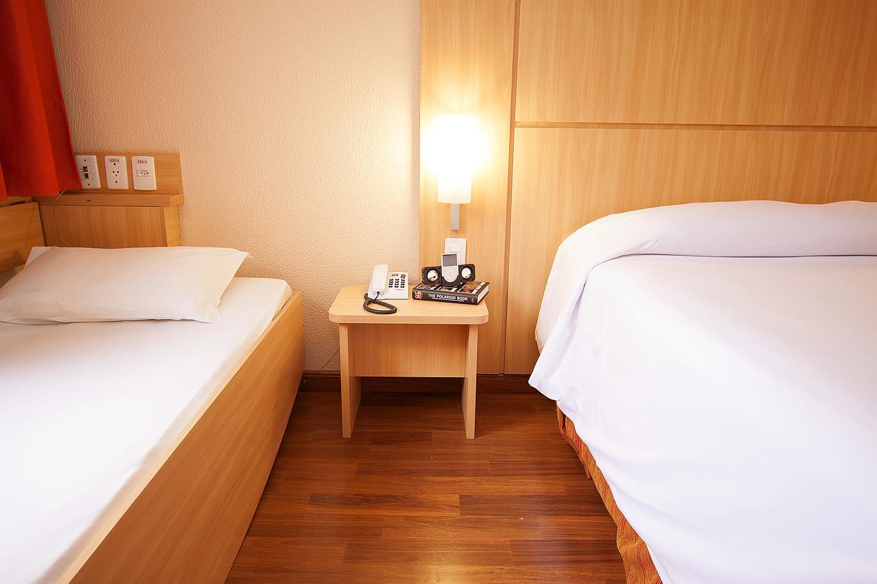 ibis Curitiba Aeroporto Hotel São José dos Pinhais Exterior foto